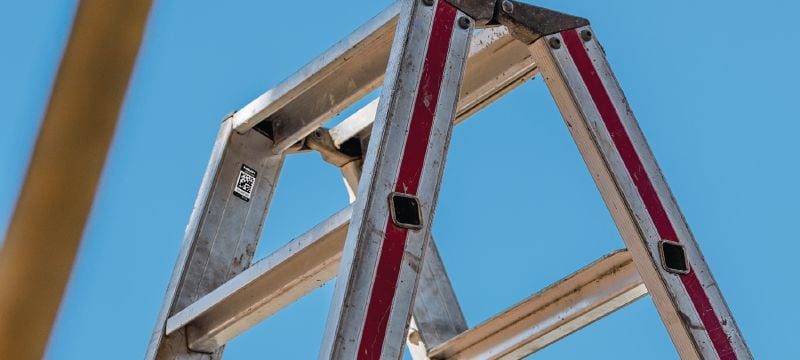AI L2 та AI L5 Надійні самоклейні мітки зі штрихкодом для ідентифікації та відстеження будь-якого будівельного обладнання Застосування 1