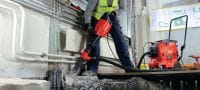 TE 1000-AVR Отбойный молоток для работ по бетону Многоцелевой отбойный молоток для разбивания или долбления бетонных полов и периодического долбления стен (с универсальным кабелем питания) Применения 3