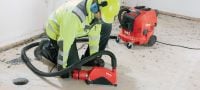 AG 230-24D Кутошліфувальна машина Кутова шліфувальна машина потужністю 2400 Вт з аварійним блокатором, поворотною рукояткою та мотором з надійними щітками з вуглецевої сталі, для дисків діаметром до 230 мм Застосування 3