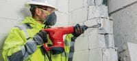 TE 500 SDS-Max Відбійний молоток Надійний відбійний молоток TE-Y (SDS Max) для довбання бетону та цегляної кладки у неважкому режимі Застосування 1