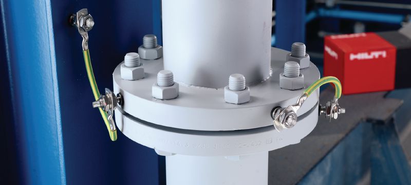 З'єднувальний елемент для електрообладнання S-BT-EF HL Різьбова шпилька, що закручується (вуглецева сталь з багатошаровим покриттям – антикорозійний захист, який можна порівняти з гарячим цинкуванням), для встановлення електрообладнання на сталі у середньокорозійних середовищах Застосування 1