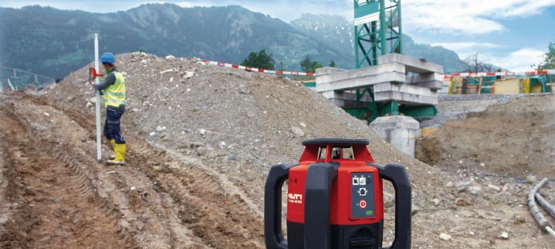 PR 300-HV2S Ротаційний лазерний рівень для зовнішніх робіт Ротаційний лазерний нівелір для використання поза приміщеннями з автоматичним вертикальним вирівнюванням і подвійним розмічуванням нахилу для нівелювання, вирівнювання, розмічування та побудови прямих кутів Застосування 1