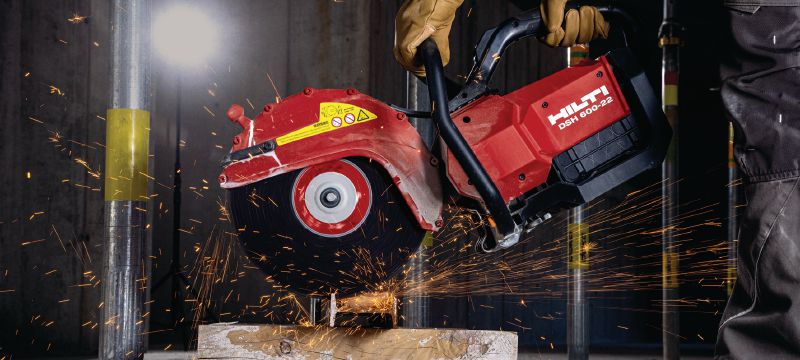DSH 600-22 Акумуляторна відрізна пилка Акумуляторна відрізна пилка для високих навантажень при різанні бетону, металу та цегляної кладки (платформа батарей Nuron) Застосування 1